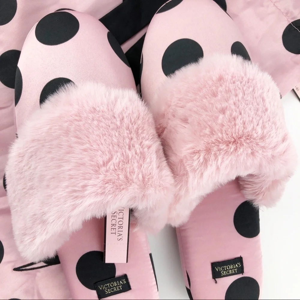 VICTORIA'S SECRET Polka dots Satin Slippers - Picture 3 of 8